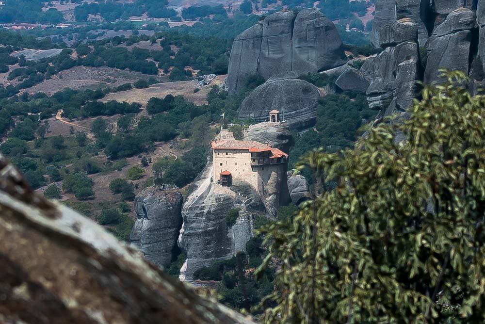 Monastery-Cliff-Greece-Meteora-176301_resize.jpg