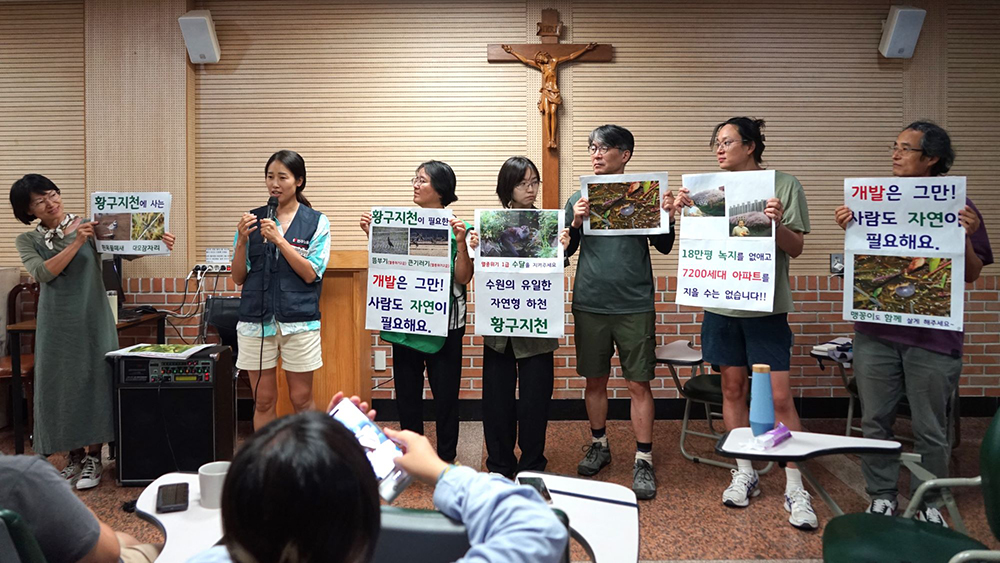 CKC07548__ 수원군공항폐쇄 관련 간담회.JPG