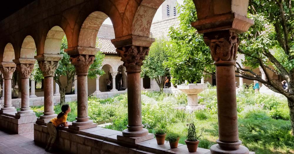 cloisters-little-girl_resize.jpg